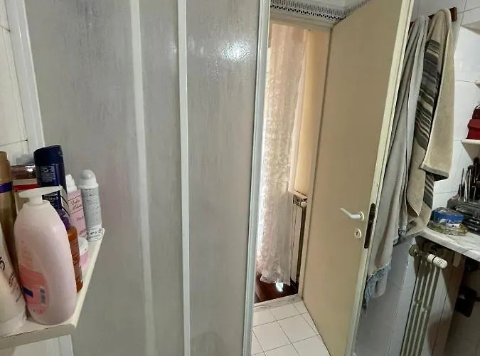 Exotic Hotel *